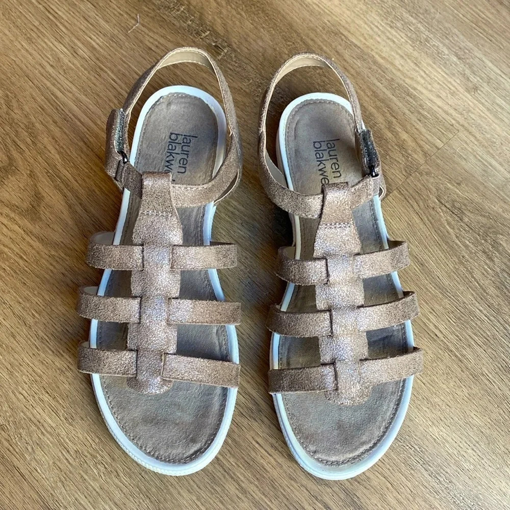 Lauren Blackwell Gladiator Sandal the Triston in brown/gold size 7